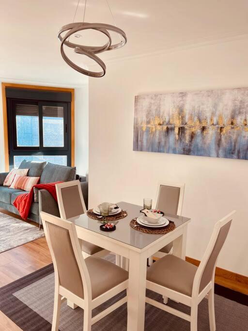 Apartamento Centrico Y De Diseno Con Parking Vigo Exteriör bild