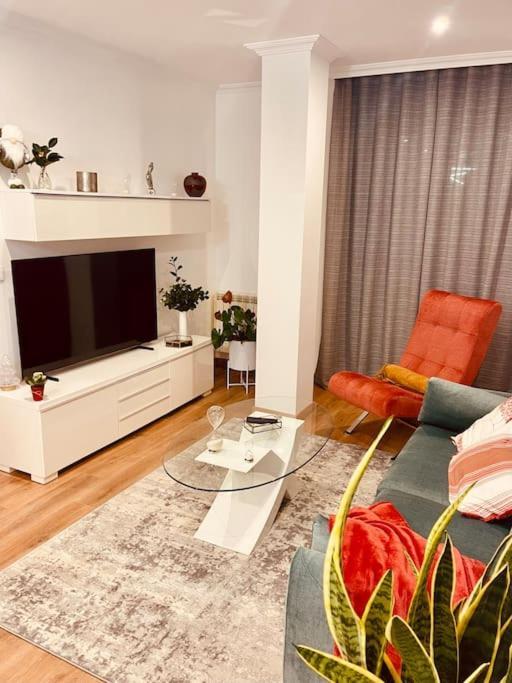 Apartamento Centrico Y De Diseno Con Parking Vigo Exteriör bild